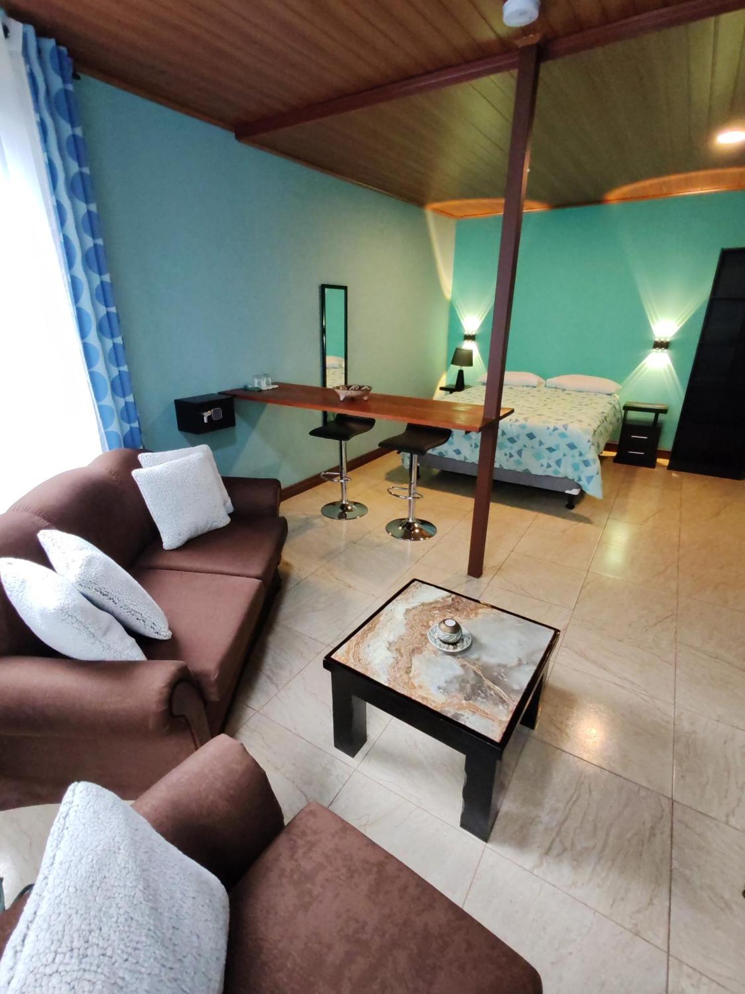 Mi Casa Su Casa モンテベルデ エクステリア 写真